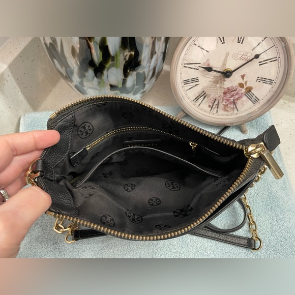 Tory Burch Bombe Black Leather Crossbody with Gold Chain Accents - Picture 8 of 14